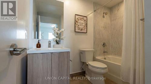 513 - 50 O'Neill Road, Toronto, ON - Indoor Photo Showing Bathroom