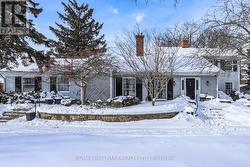 11222 BAYVIEW AVENUE  Richmond Hill, ON L4S 1L4