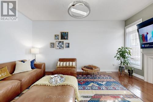 98 Dewpoint Road, Vaughan, ON - Indoor With Fireplace