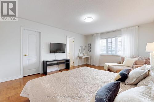 98 Dewpoint Road, Vaughan, ON - Indoor Photo Showing Bedroom