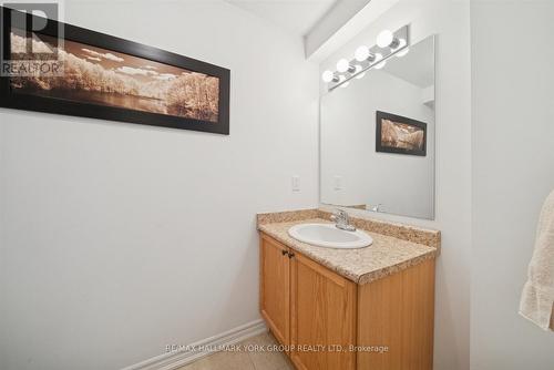 70 - 50 Southwoods Crescent, Barrie, ON - Indoor Photo Showing Bathroom