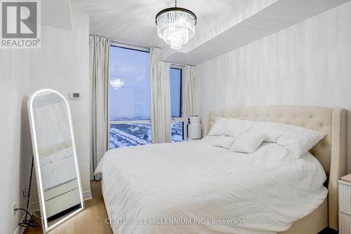 1607 - 339 Rathburn Road W, Mississauga, ON - Indoor Photo Showing Bedroom