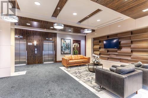 1607 - 339 Rathburn Road W, Mississauga, ON - Indoor Photo Showing Other Room