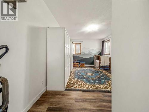 1026 7 Street N, Lethbridge, AB - Indoor Photo Showing Other Room