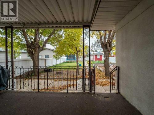 1026 7 Street N, Lethbridge, AB - Outdoor