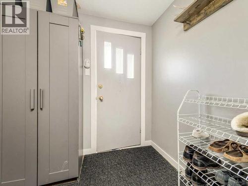 1026 7 Street N, Lethbridge, AB - Indoor Photo Showing Other Room