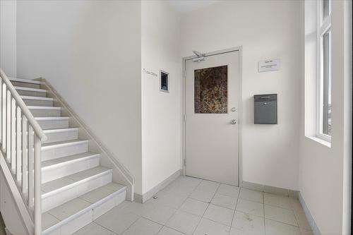 101 5621-5677  99 Street, Edmonton, AB 