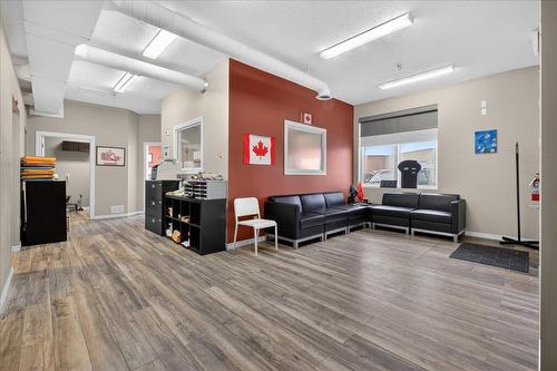 101 5621-5677  99 Street, Edmonton, AB 