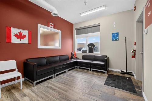 101 5621-5677  99 Street, Edmonton, AB 