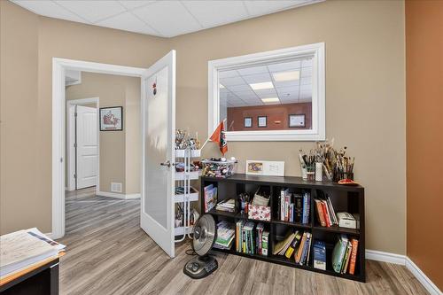 101 5621-5677  99 Street, Edmonton, AB 