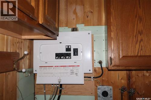 311 2Nd Avenue W, Assiniboia, SK - Indoor Photo Showing Basement