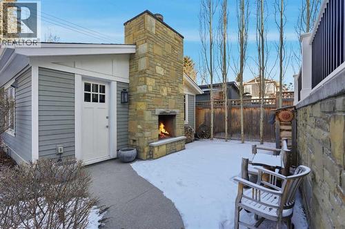 214 39 Avenue Sw, Calgary, AB - Outdoor