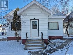 133 1st STREET W  Ponteix, SK S0N 1Z0