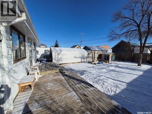 133 1St Street W, Ponteix, SK - Outdoor