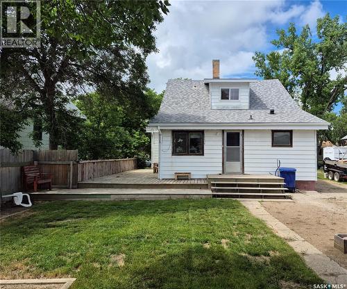 133 1St Street W, Ponteix, SK 