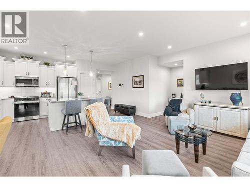 6457 Okanagan Landing Road, Vernon, BC - Indoor