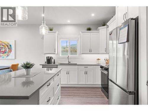 6457 Okanagan Landing Road, Vernon, BC - Indoor Photo Showing Kitchen With Upgraded Kitchen