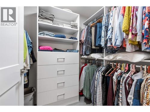 6457 Okanagan Landing Road, Vernon, BC - Indoor With Storage