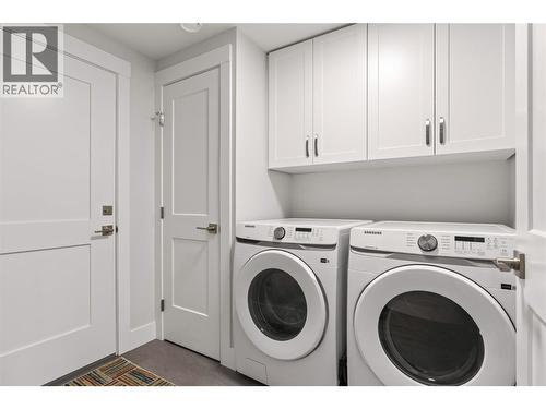 6457 Okanagan Landing Road, Vernon, BC - Indoor Photo Showing Laundry Room