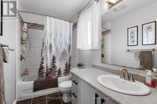 105 Cricket Crescent, Ottawa, ON - Indoor Photo Showing Bathroom
