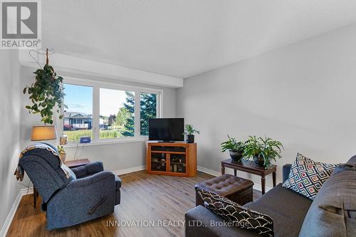 105 Cricket Crescent, Ottawa, ON - Indoor Photo Showing Other Room