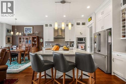 Plenty of room to host! - 2253 Bayside Road Sw, Airdrie, AB - Indoor