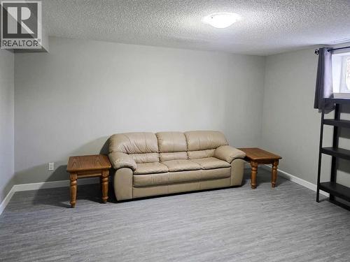 9 Hidden Valley Crescent Nw, Calgary, AB - Indoor