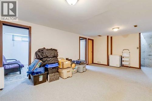 205 Acacia Drive Se, Airdrie, AB - Indoor Photo Showing Other Room