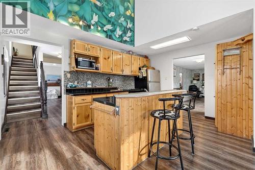 33235 Range Road 64, Rural Mountain View County, AB - Indoor Photo Showing Kitchen