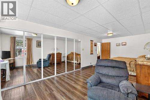 33235 Range Road 64, Rural Mountain View County, AB - Indoor