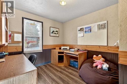 33235 Range Road 64, Rural Mountain View County, AB - Indoor