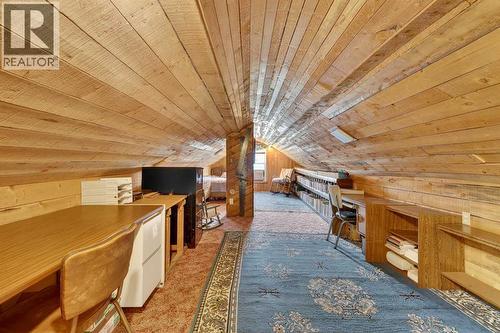 33235 Range Road 64, Rural Mountain View County, AB - Indoor Photo Showing Other Room