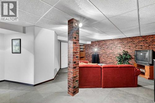 33235 Range Road 64, Rural Mountain View County, AB - Indoor Photo Showing Other Room