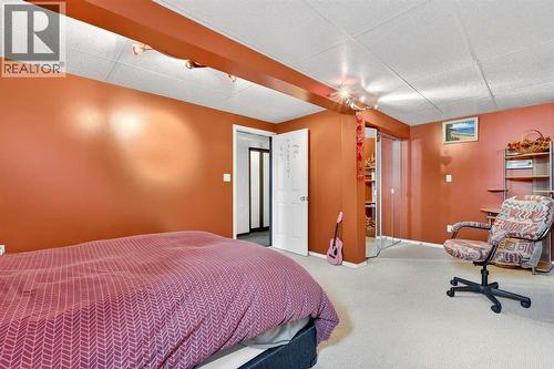 33235 Range Road 64, Rural Mountain View County, AB - Indoor