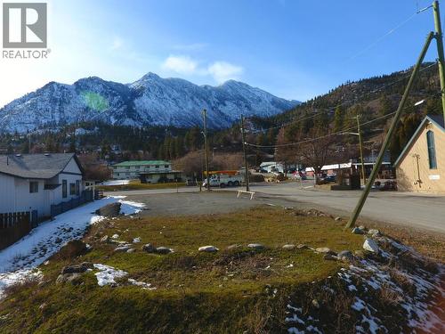 818 Main Street, Lillooet, BC 