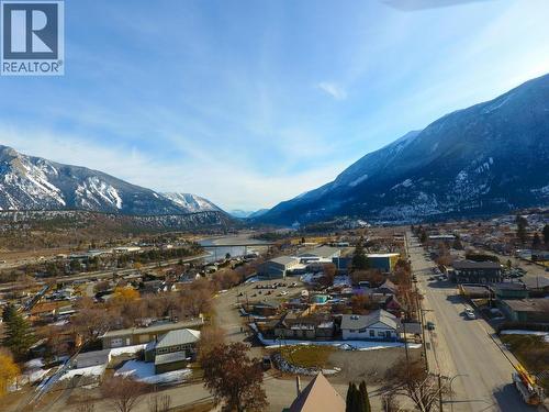 818 Main Street, Lillooet, BC 