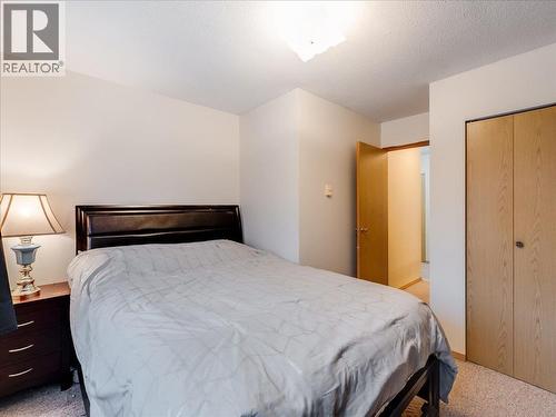 202 11Th Avenue Unit# 102, Castlegar, BC - Indoor Photo Showing Bedroom