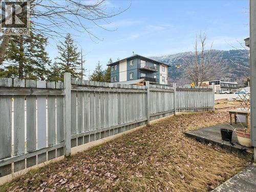 202 11Th Avenue Unit# 102, Castlegar, BC - Outdoor