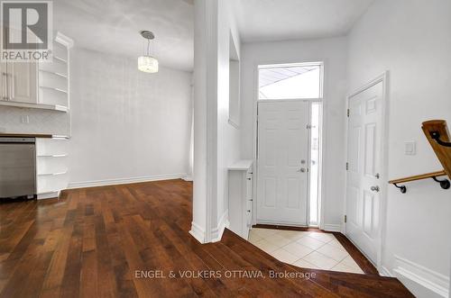 101 Halley Street, Ottawa, ON - Indoor Photo Showing Other Room