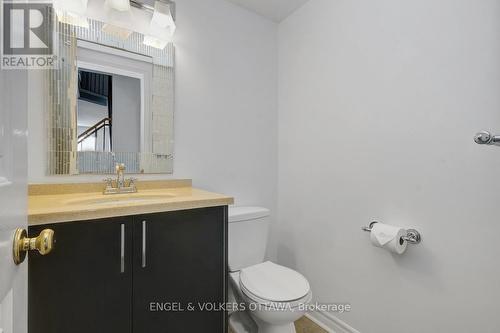 101 Halley Street, Ottawa, ON - Indoor Photo Showing Bathroom