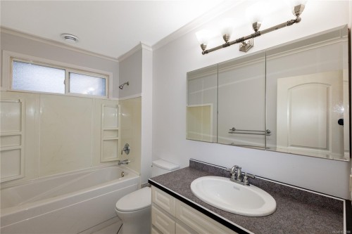 691 Victoria Cres, Campbell River, BC 