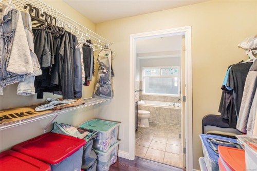 4299 Gulfview Dr, Nanaimo, BC 