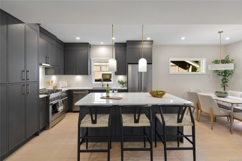 6983 Hagan Rd, Central Saanich, BC 