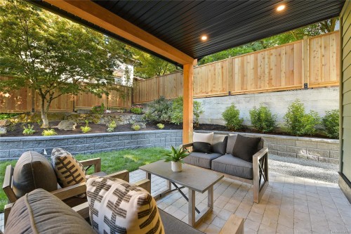 6983 Hagan Rd, Central Saanich, BC 