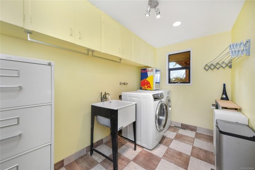 754 Walfred Rd, Langford, BC 