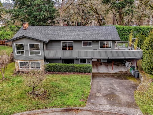 1091 Baldwin Pl, Saanich, BC 