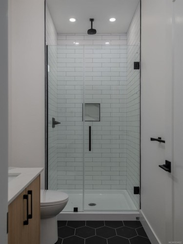 120 Hawk Point Rd, Nanaimo, BC 