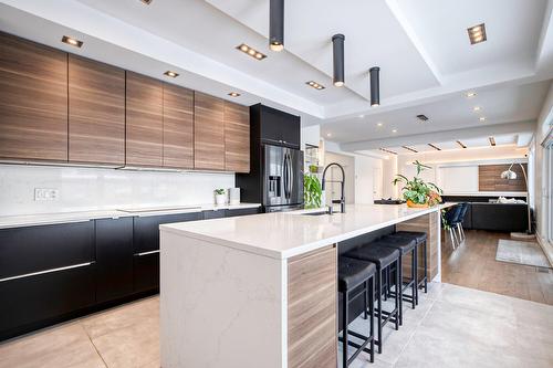 Cuisine - 50 Rue De L'Oiselet, Carignan, QC - Indoor Photo Showing Kitchen With Upgraded Kitchen
