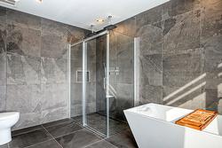 Ensuite bathroom - 