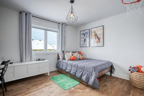 Chambre à coucher - 50 Rue De L'Oiselet, Carignan, QC - Indoor Photo Showing Bedroom